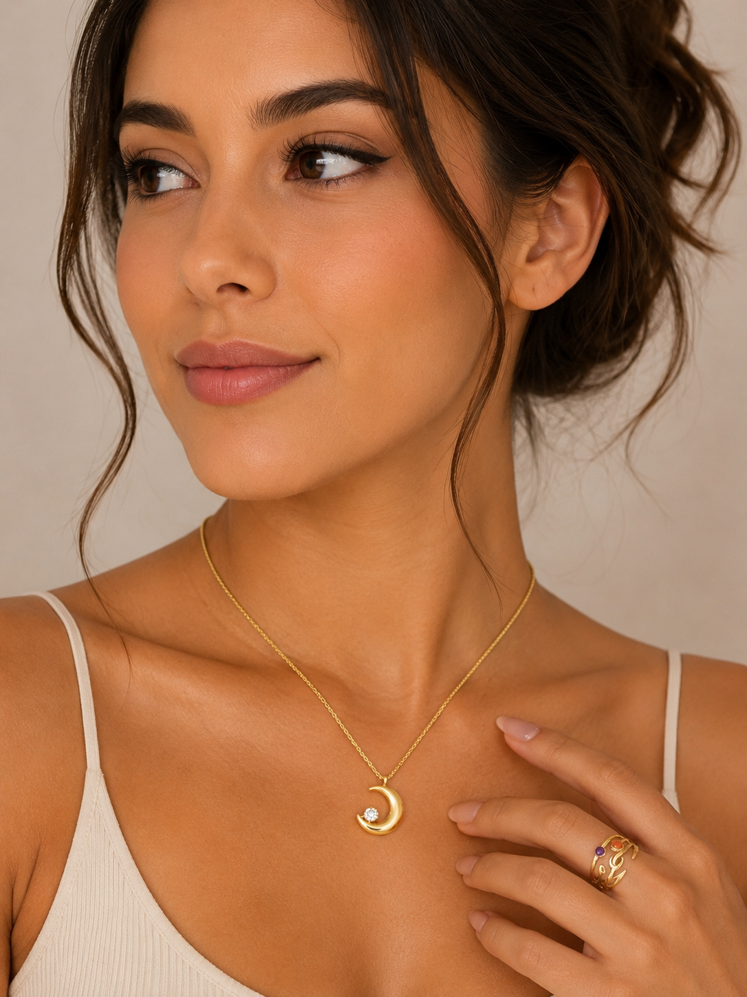 Set Luna Brillante | Collar y Anillo Dorado